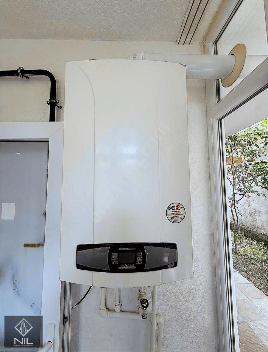 Bahçelievler Merkezi Konumda 2+1 Balkonlu Yüksek Giriş Daire - Görsel 3