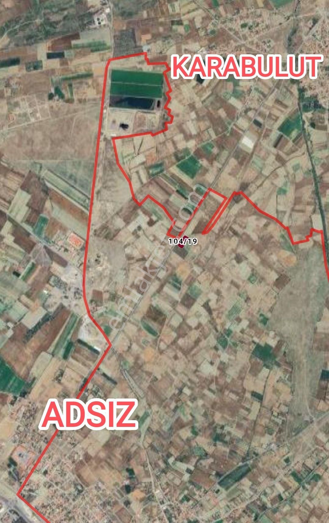 Özçelebi'den Adsız'da Yol Kenarı Satılık Tarla 2305 M²