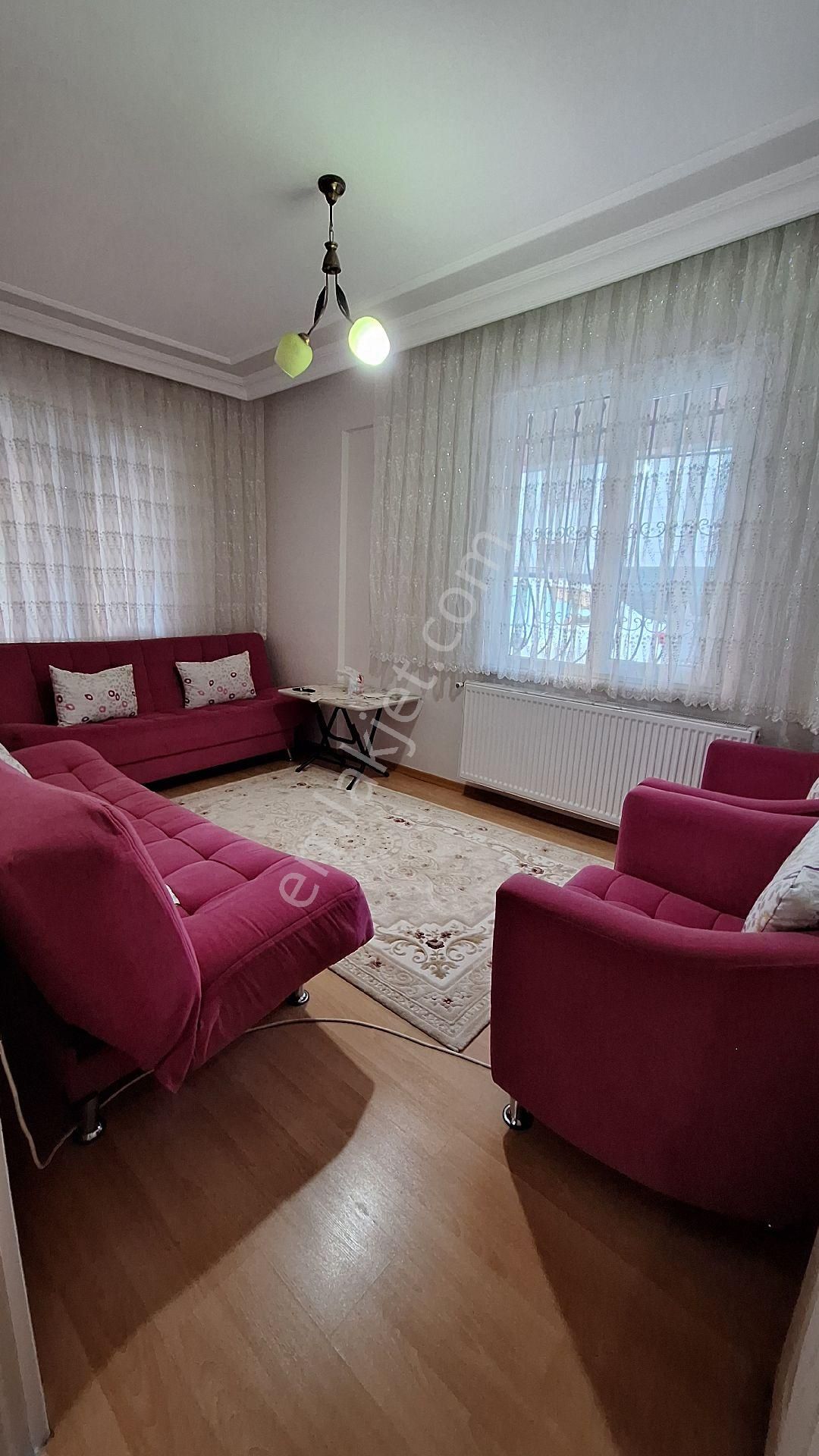 Hatun Gayrimenkul'den Satılık Fevziçakmak'da 3+1 Daire Merkezde Yüksek Giriş