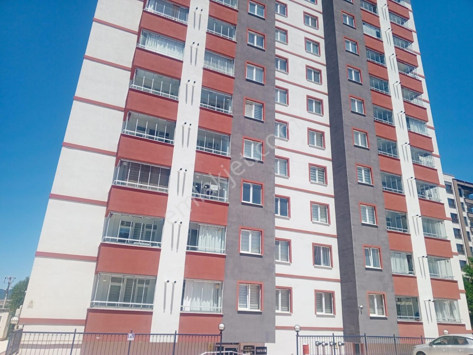 Kuzeykent Haber İş Sitesinde Ara Kat Eşyalı Kiralı