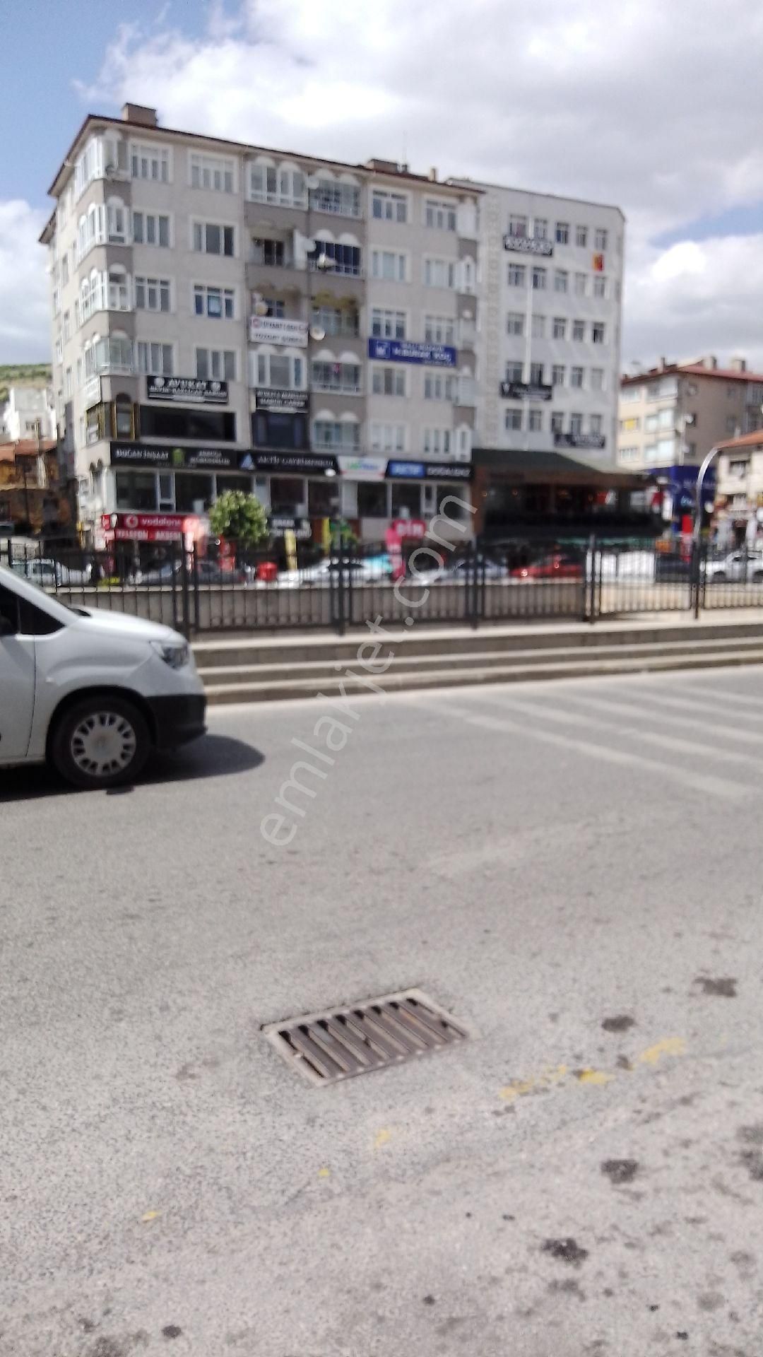 Dörtyol Kavşağînda Kiralîk Bûro
