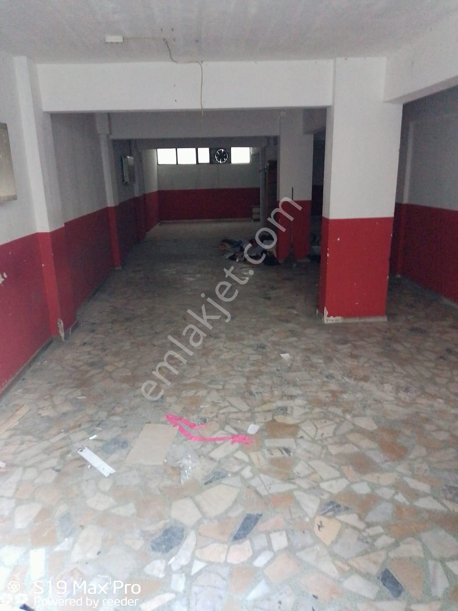 Kiralık İşyeri Karadeniz Mah. 135 M2