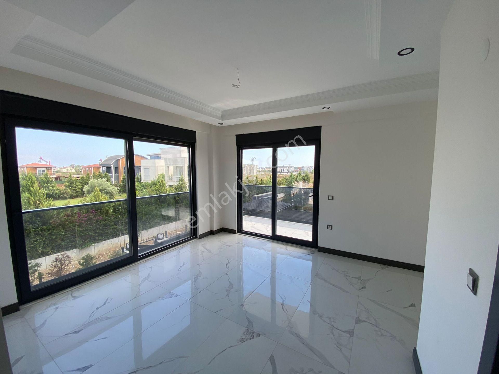 Usta Gayrimenkul'den Satılık Kadriye'de Özel Havuzlu 4+1 Villa - Görsel 23