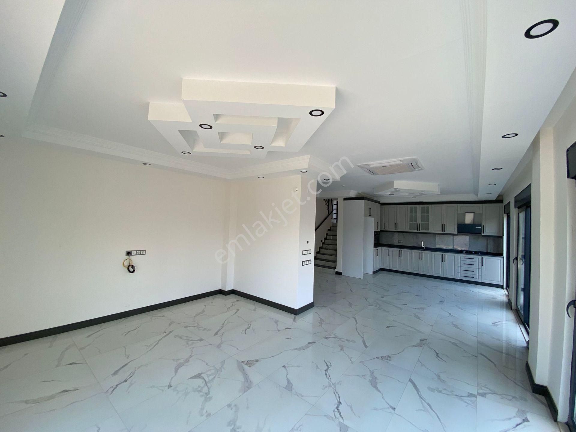 Usta Gayrimenkul'den Satılık Kadriye'de Özel Havuzlu 4+1 Villa - Görsel 9