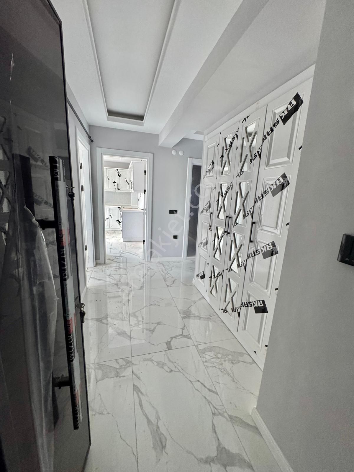 Evim-nur'dan Çatalarmut Mh. 2+1 Ebeveyn Banyolu Sıfır Daire. .