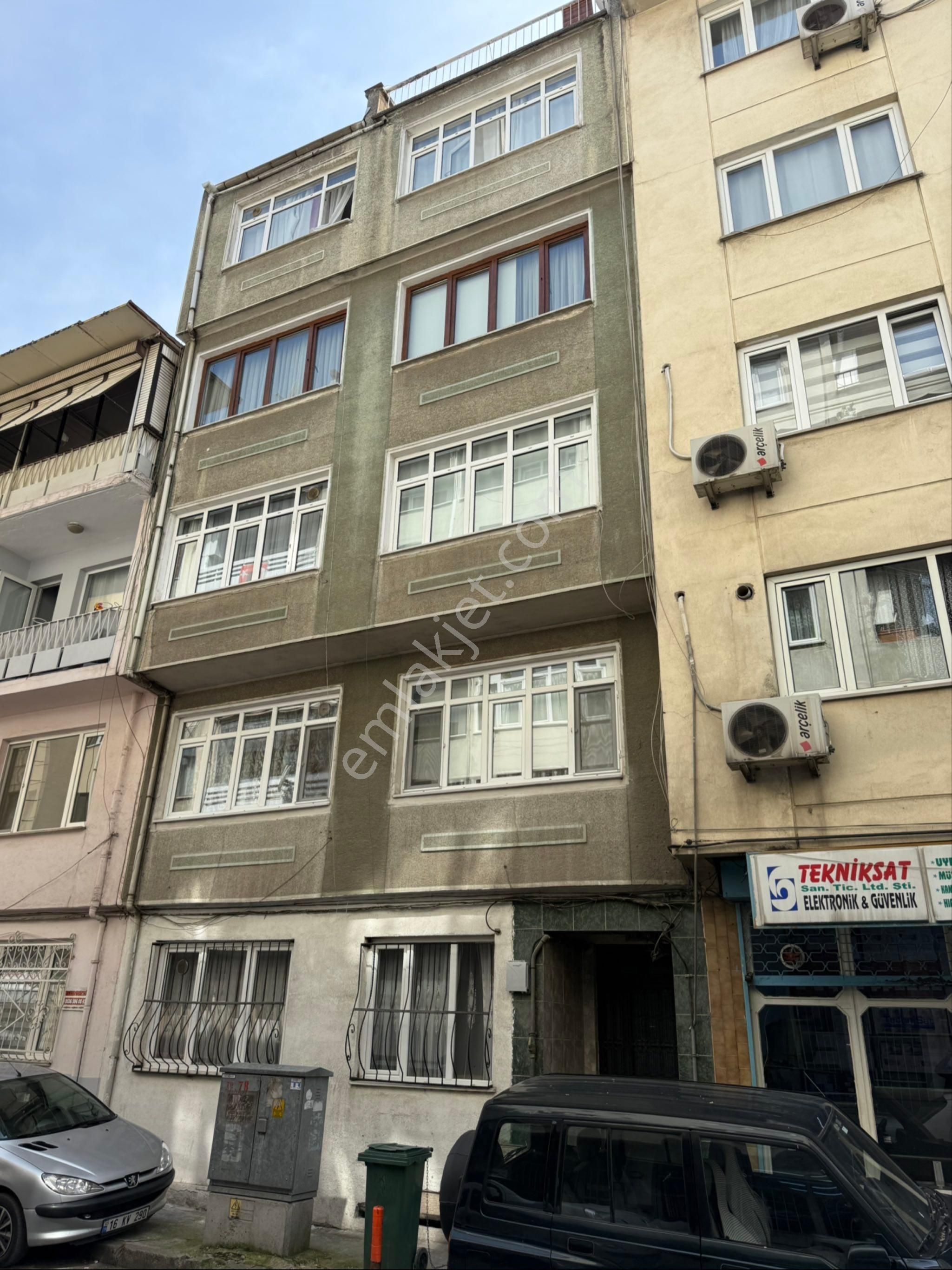Sakarya Gazcılar Mahallesi Satılık 3+1 Lüks Geniş Daire
