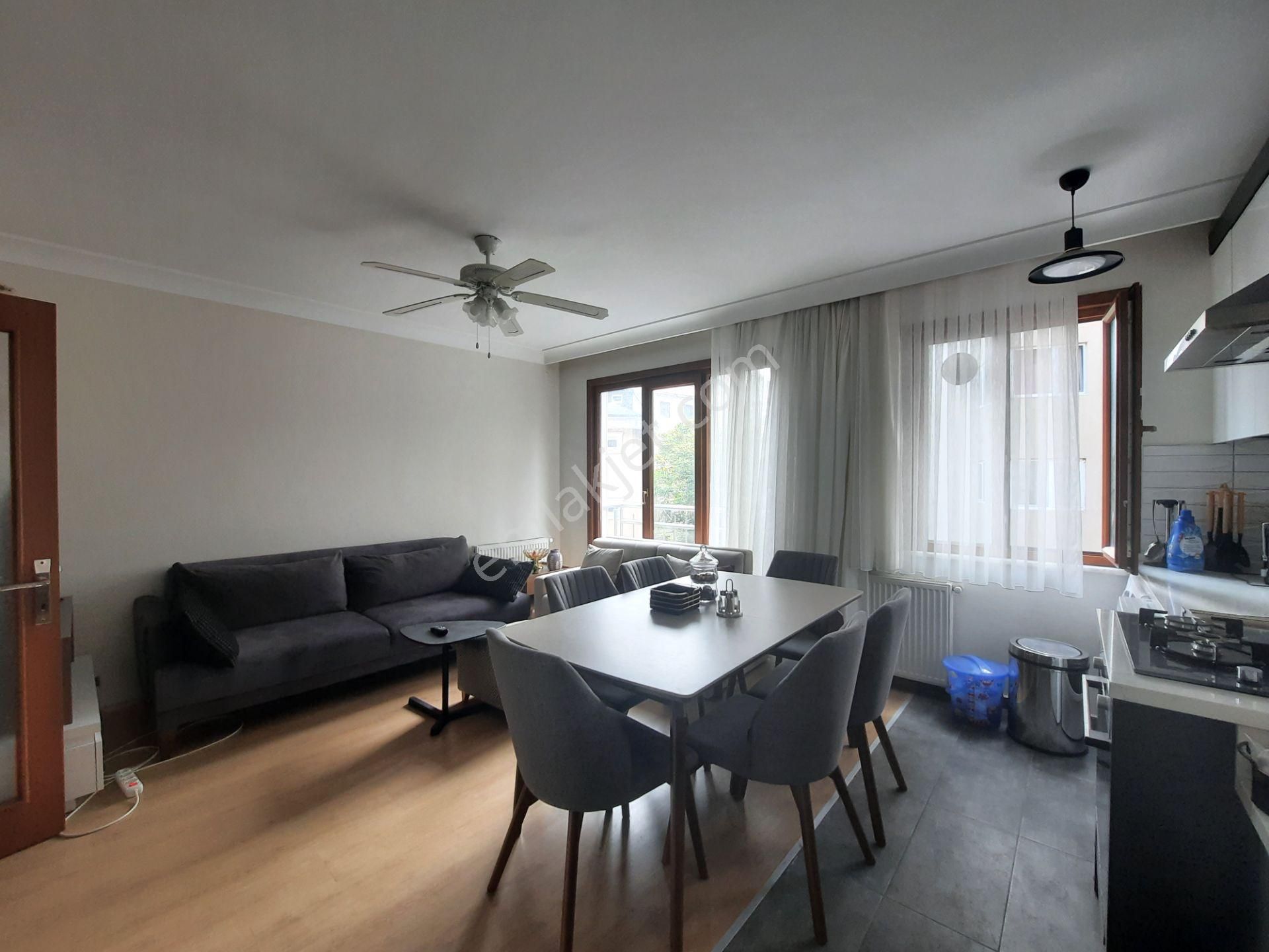 Dikilitaş' Ta Genç Binada 2+1 70 M2 2. Kat Kombili Asansörlü Ferah Daire