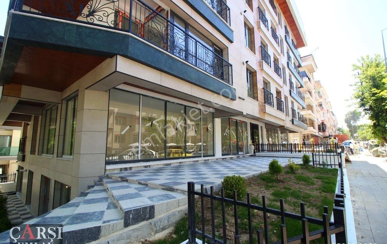 Çarşı"dan Yeni Binada Metro Yakını Ara Katta 1+1 Lüks Daire