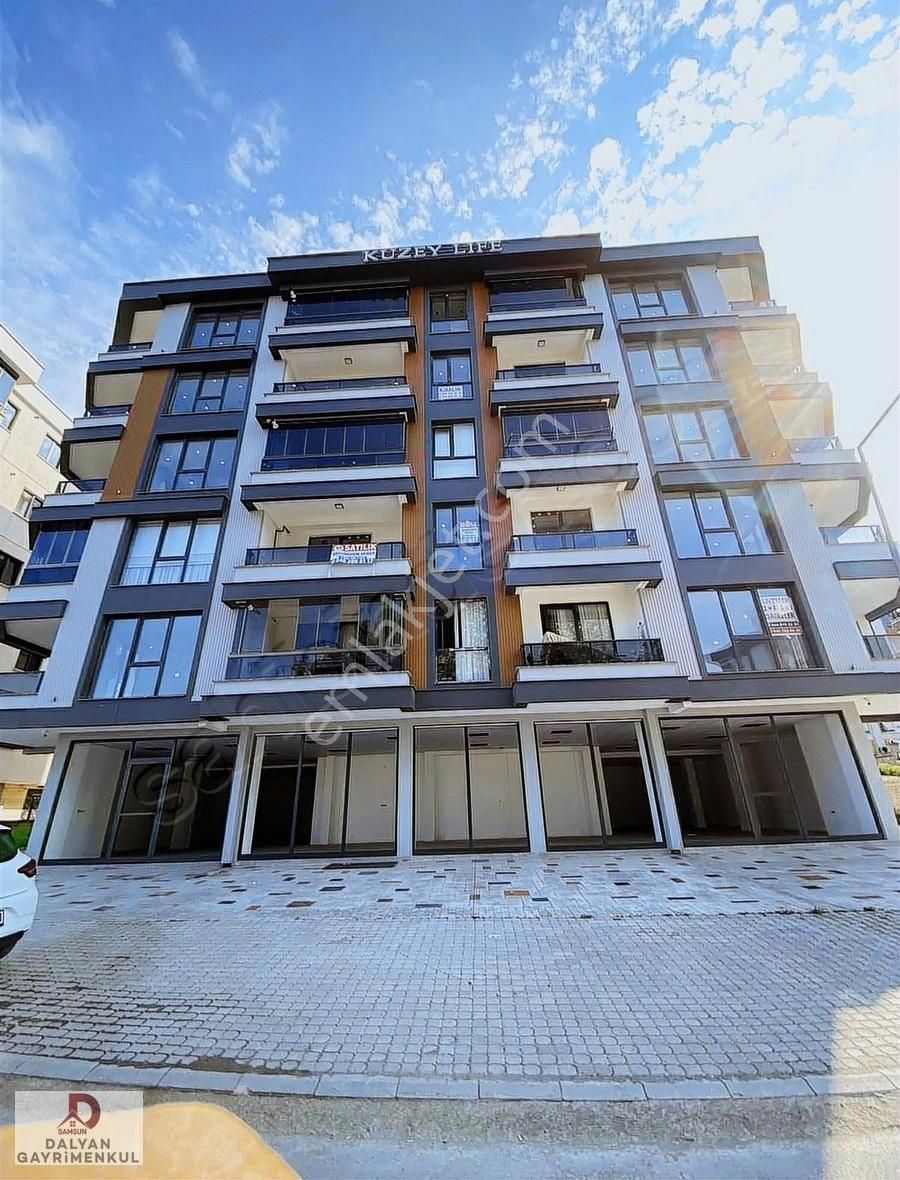 3+1 Satılık Daire Deniz Manzaralı Coğaloğlu Bulv. 2 Sokak Üstü
