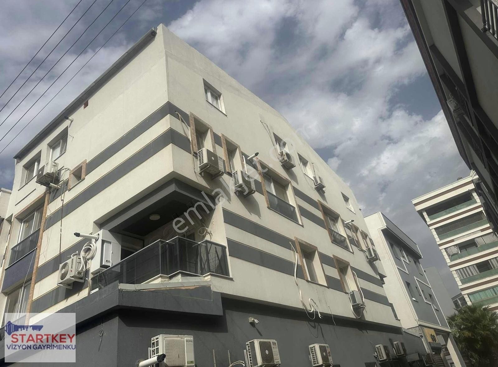 Katip Çelebi Üniversitesine Yürüme Mesafesinde Satılık 1+1 Daire