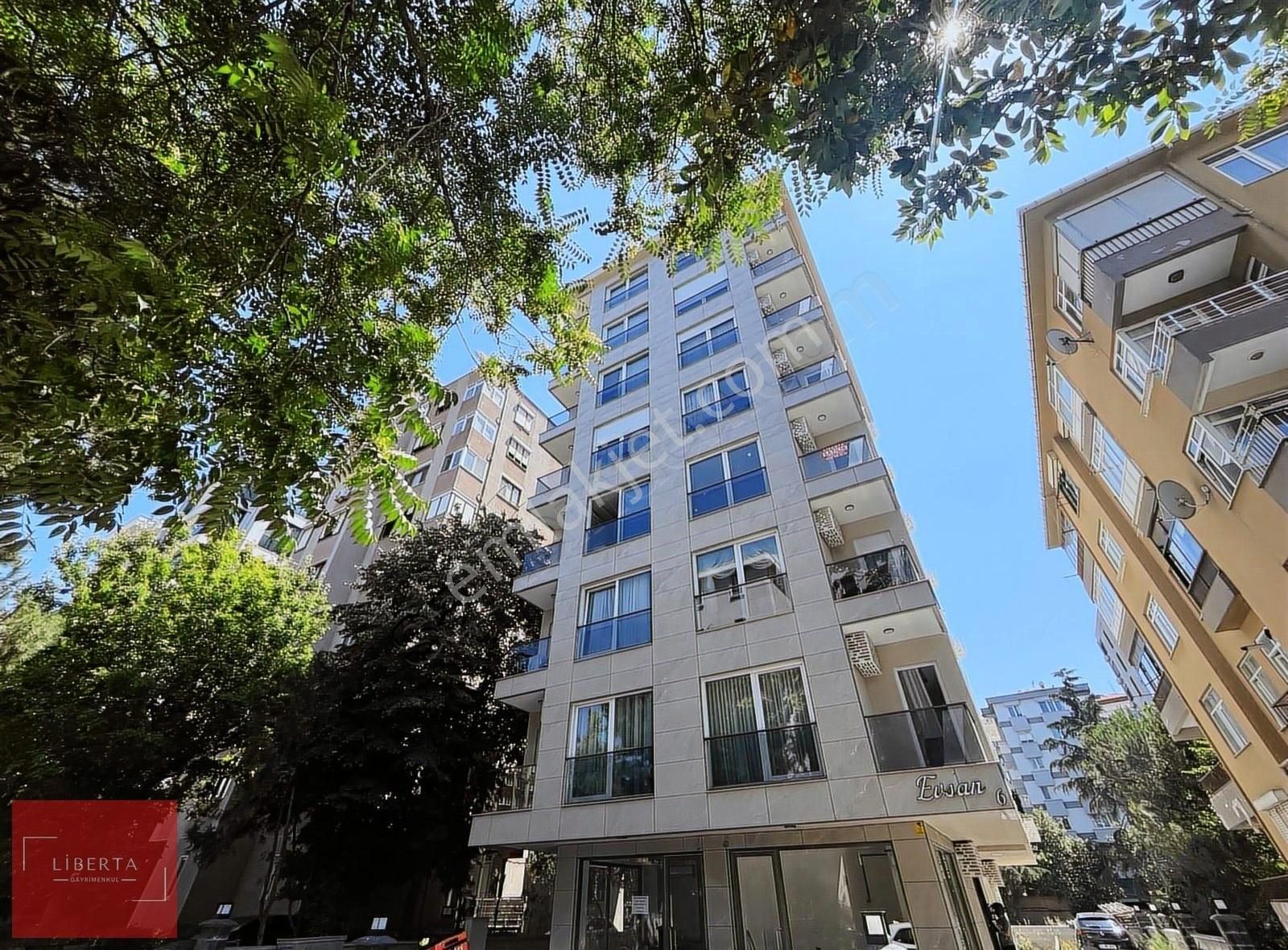 Göztepe'de Özgürlük Parkı Ve Marmaraya Yakın Sıfır,balkonlu 3+1