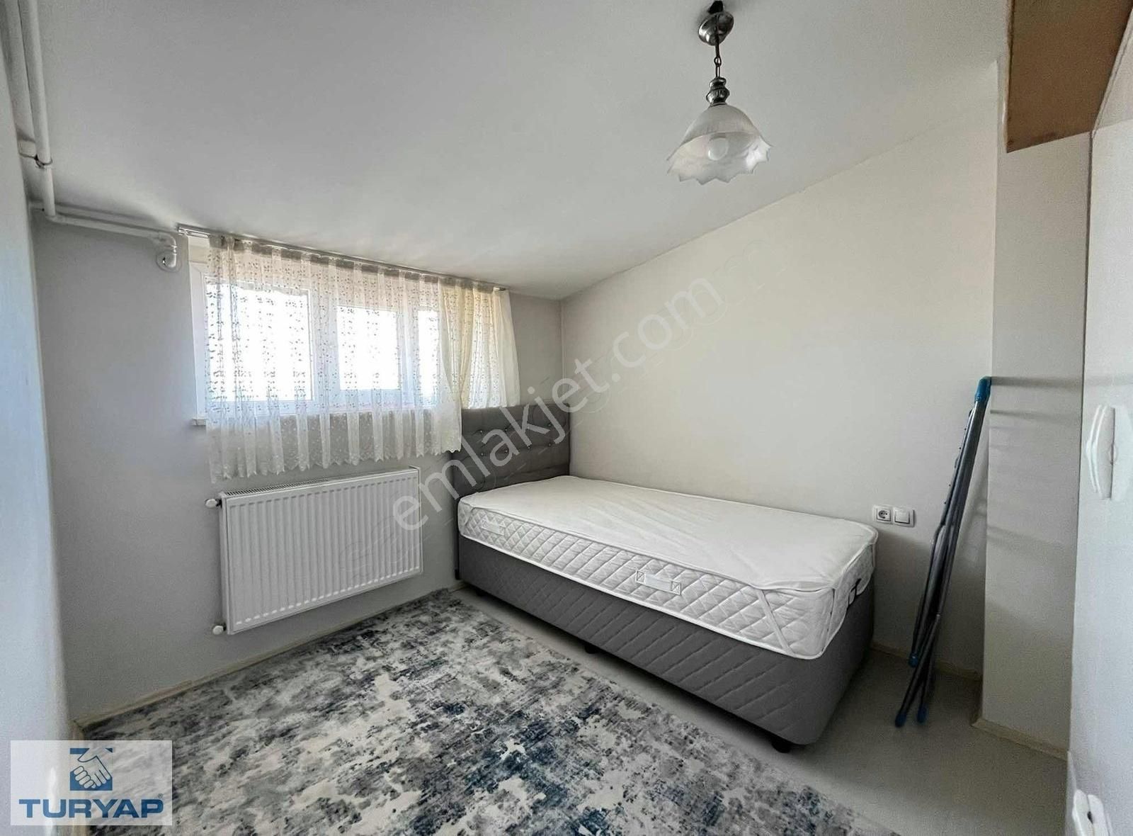Kayalık Caddesi Kiralık 1+1 Eşyalı Apart