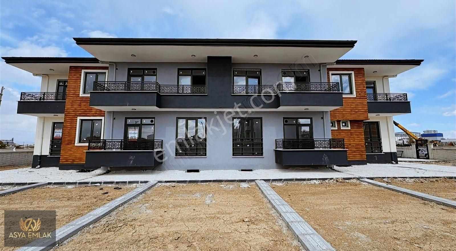 Asya Emlak' Tan Satılık 2+1 Daire