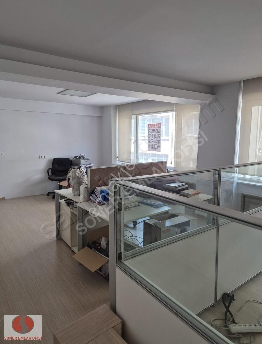 Kadıköy Altıyolda Ana Caddede Köşe 1 Kat Satılık Ofis - Görsel 9