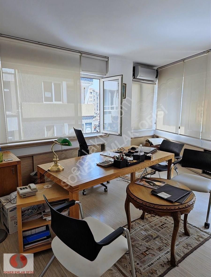 Kadıköy Altıyolda Ana Caddede Köşe 1 Kat Satılık Ofis - Görsel 18