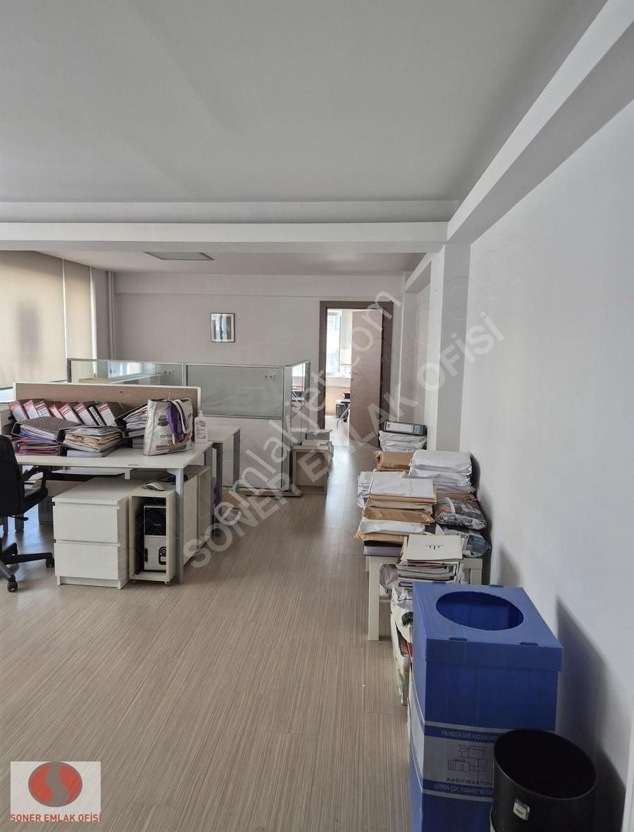 Kadıköy Altıyolda Ana Caddede Köşe 1 Kat Satılık Ofis - Görsel 8