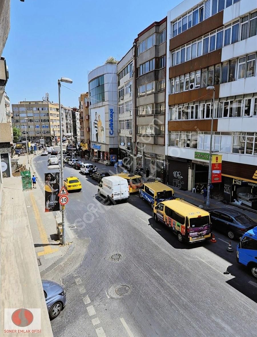 Kadıköy Altıyolda Ana Caddede Köşe 1 Kat Satılık Ofis - Görsel 17