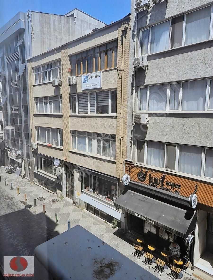 Kadıköy Altıyolda Ana Caddede Köşe 1 Kat Satılık Ofis - Görsel 21