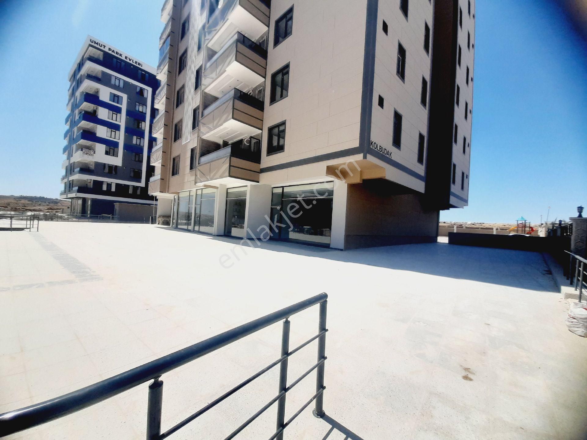 Hanedandan Seyrantepede Acil Satılık Lüx 3+1 Daire