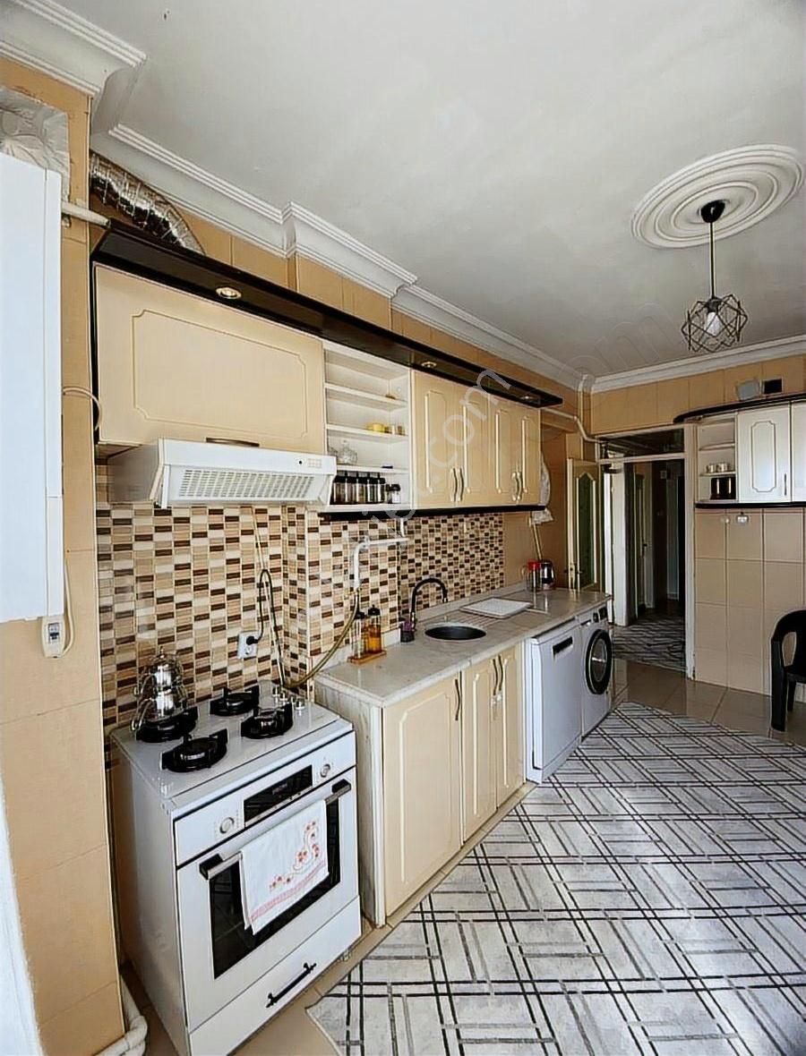 Gaziantep Şehitkamil Değirmiçemde Satılık 3+1 Daire