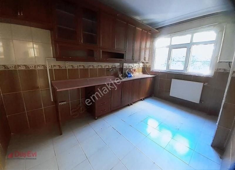 Bağcılar Yıldıztepe Mah.3+1 Ferah Büyük Daire