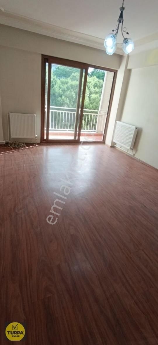Ordu Cad. Park Karşısı Arakat Kapalı Mutfak 3+1