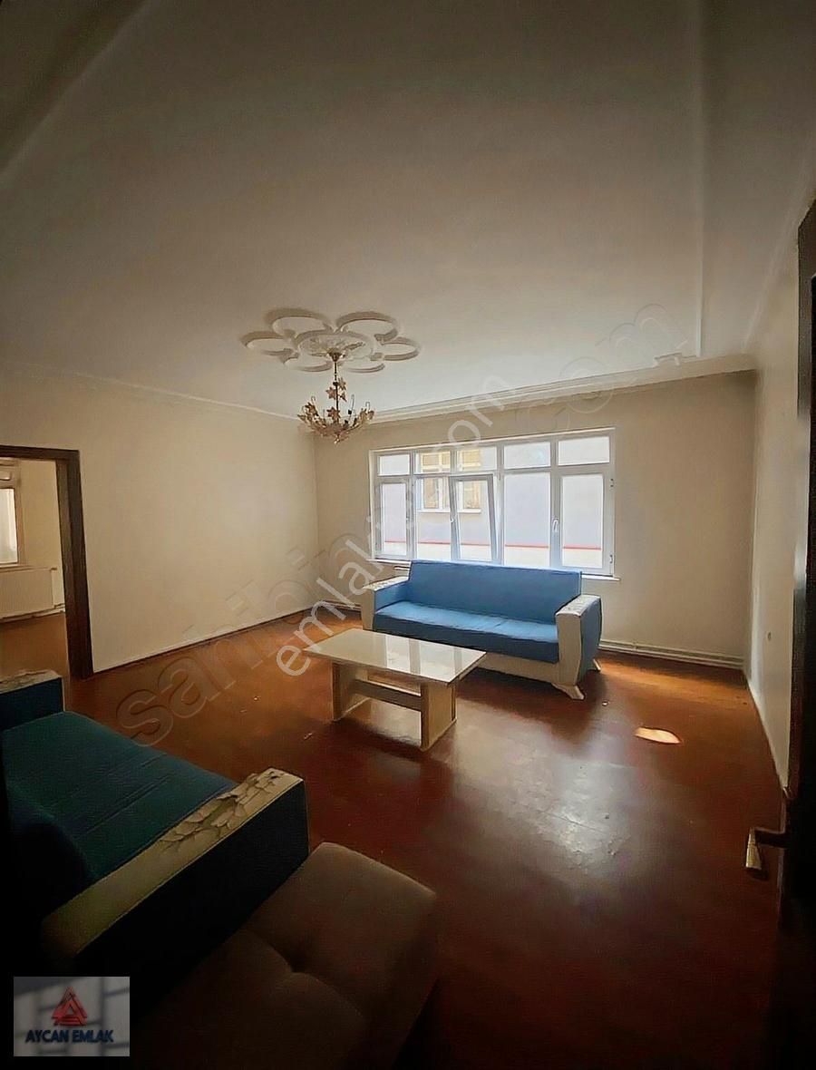 Aycan'dan İvedik Caddesi Üzeri 3+1 Kiralık Daire