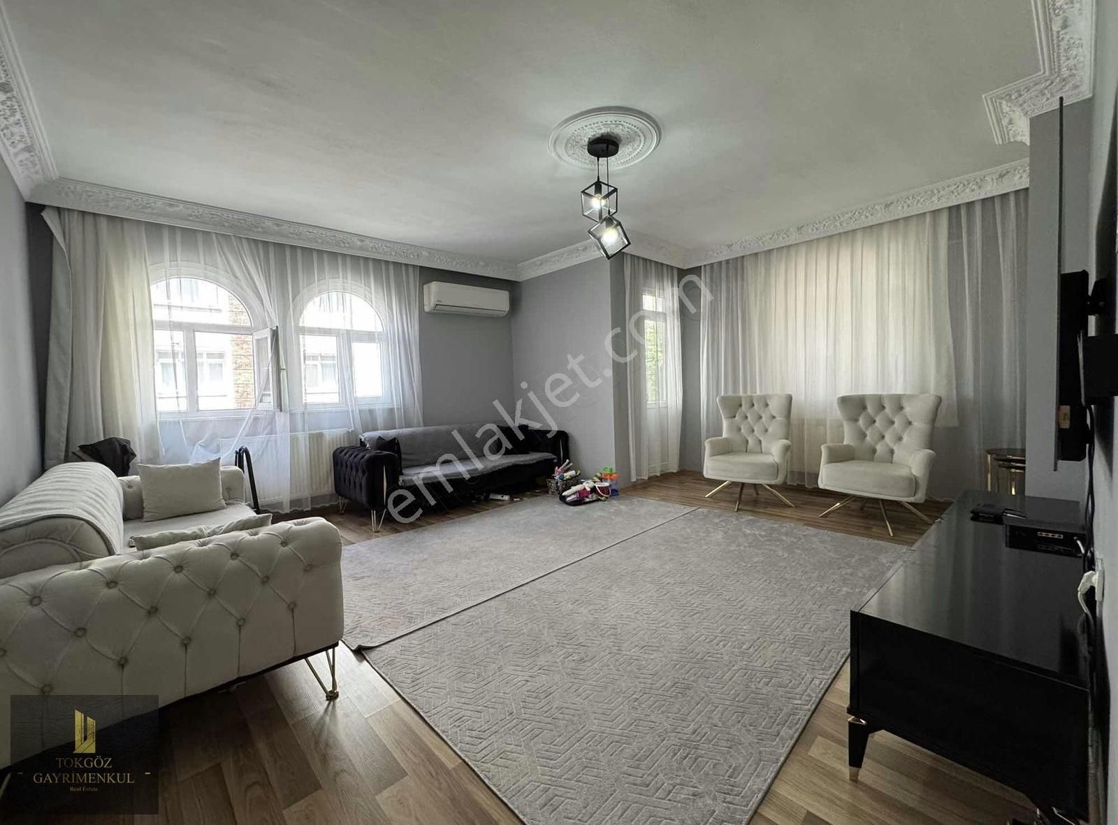 Tokgöz'den Siyavuşpaş'da Emek Caddesi Yakını 3+1 130m2 Daire