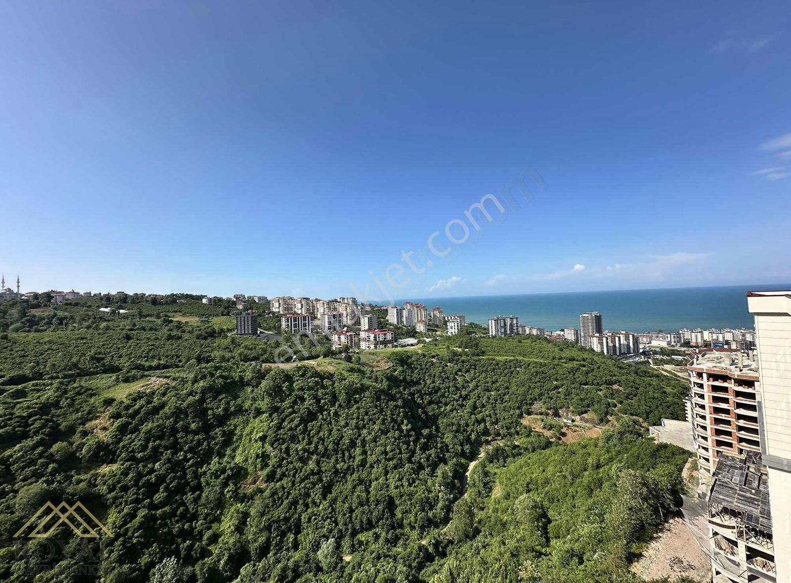 Kaşüstü'nde Satılık 4+1 Doğa Ve Deniz Manzaralı Daire