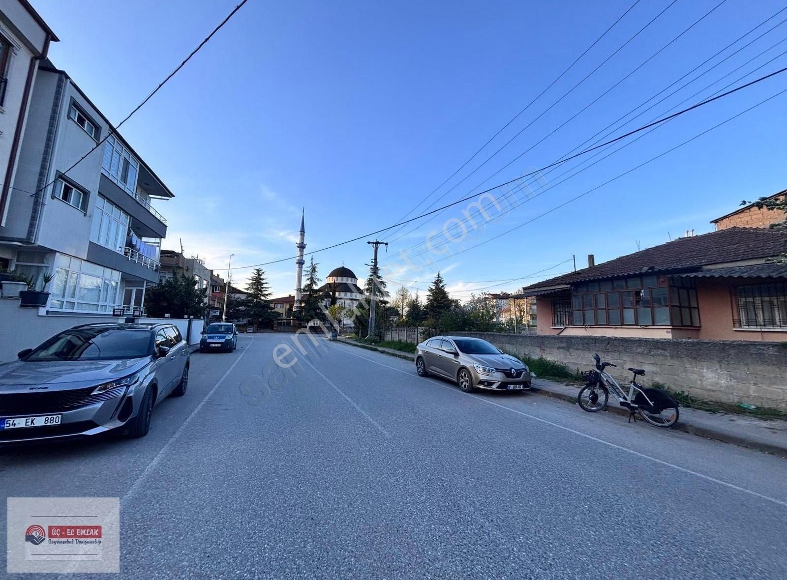 Çarşı Merkeze Yürüme Mesafesinde Ayrı Mutfaklı Kiralık 2+1 Daire