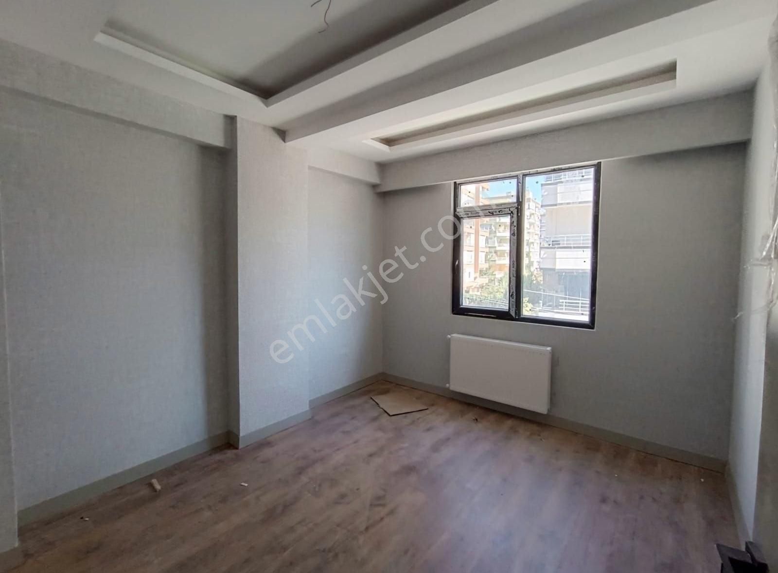 Kültür Emlaktan Karaköprü 2.35 Doğukent 5 Odalı Arakat Daire