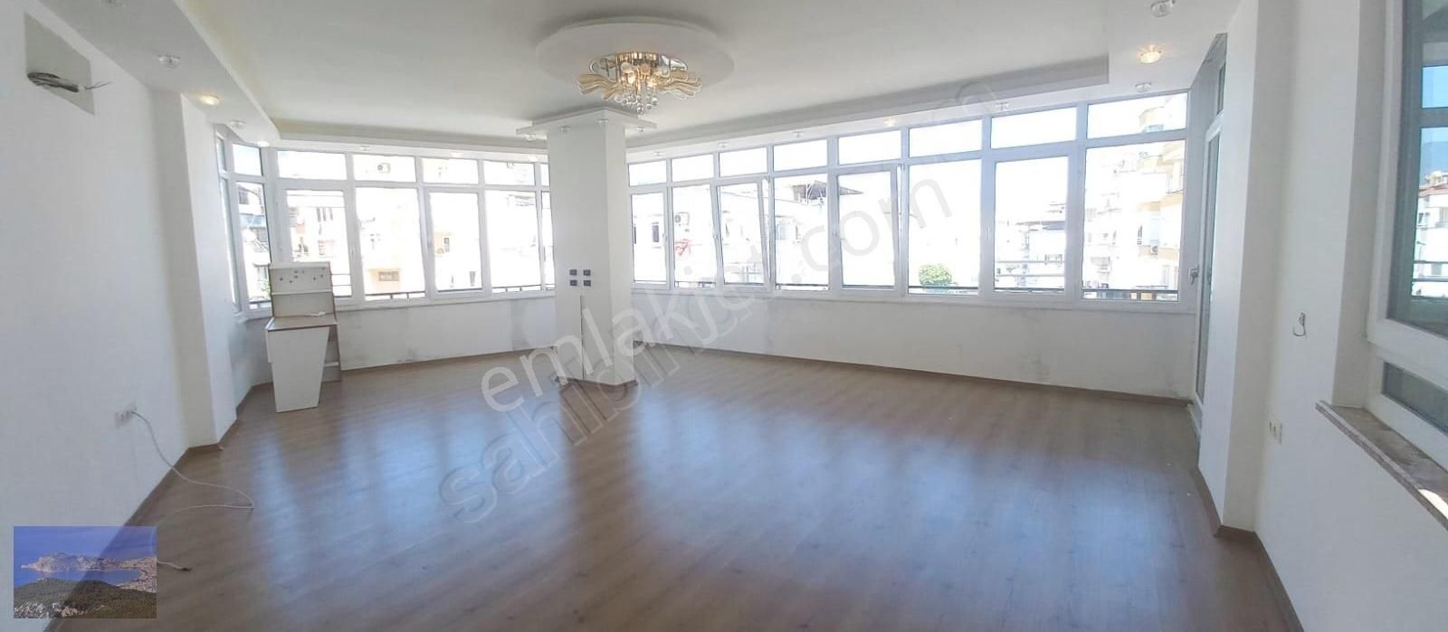 Kıralık 2+1 Bos Asansorlu
