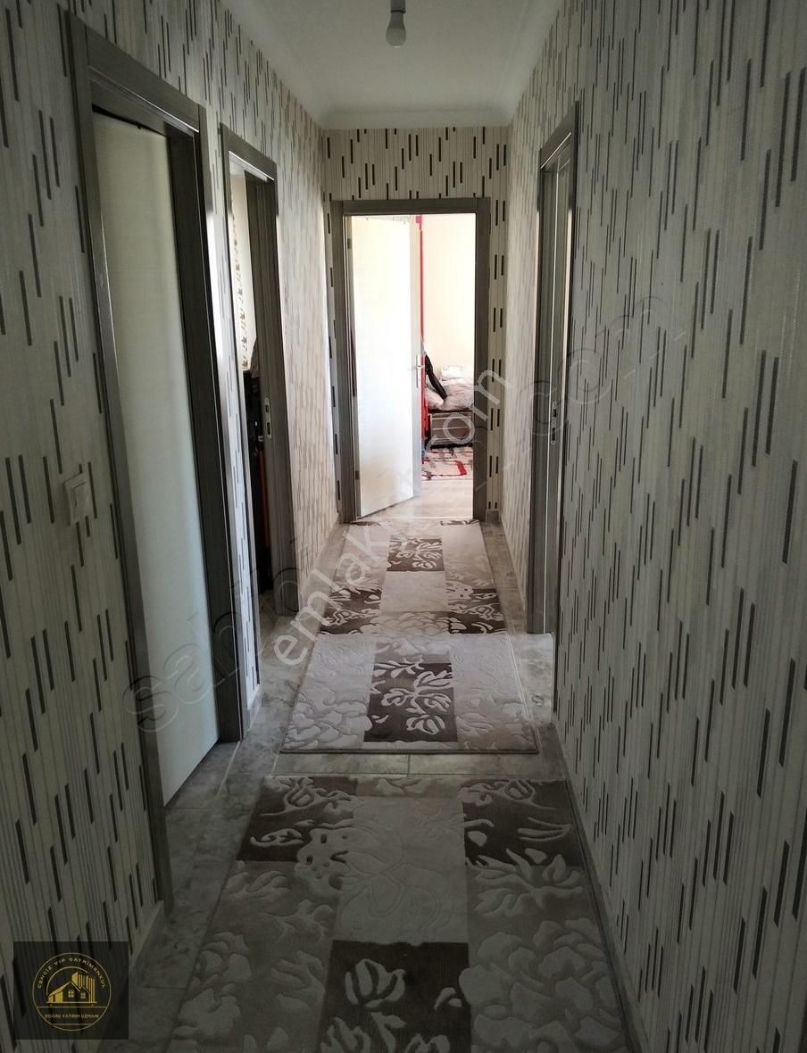 4+1 Geniş Ve Ferah Bir Ev Arayana Ara Katta - Görsel 6