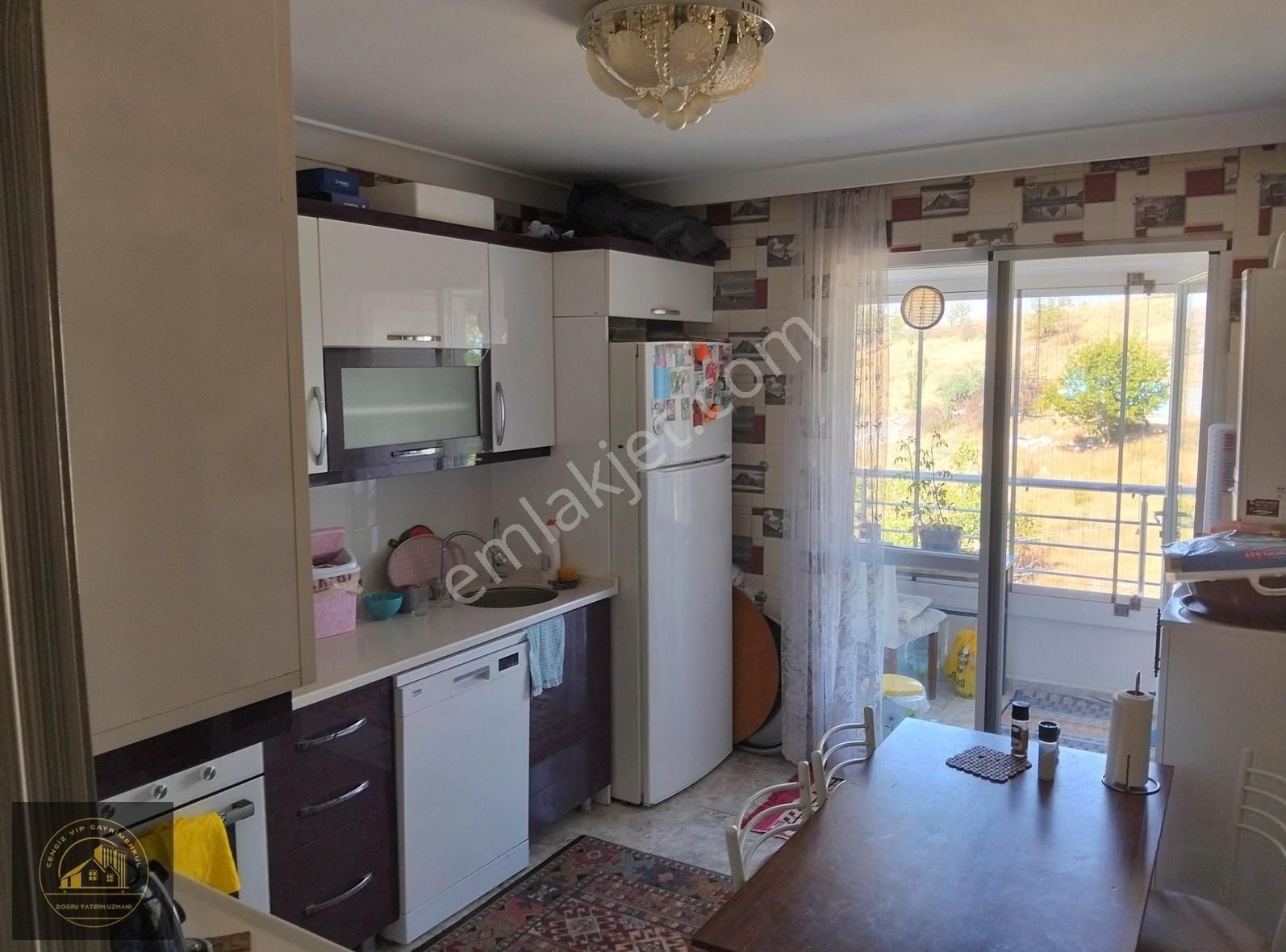 4+1 Geniş Ve Ferah Bir Ev Arayana Ara Katta - Görsel 7