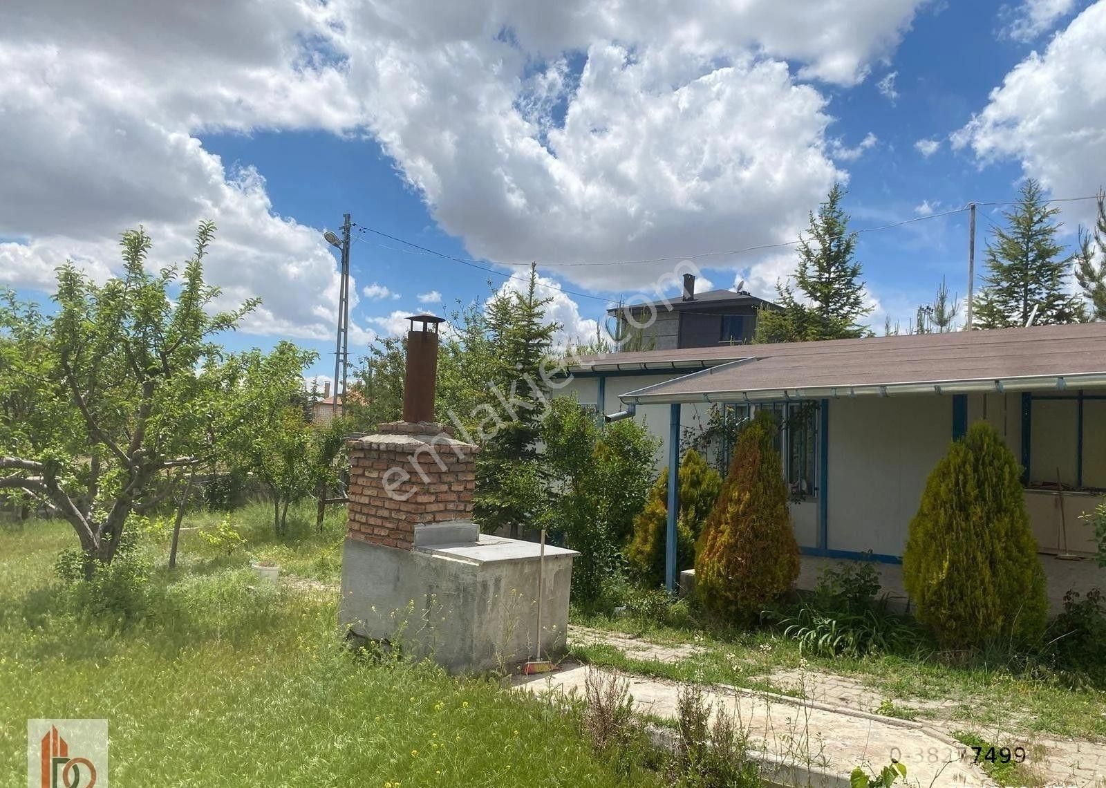 Develioğlu Gayrimenkulden Aksu Da Satılık İmarlı Arsada Bağ Evi