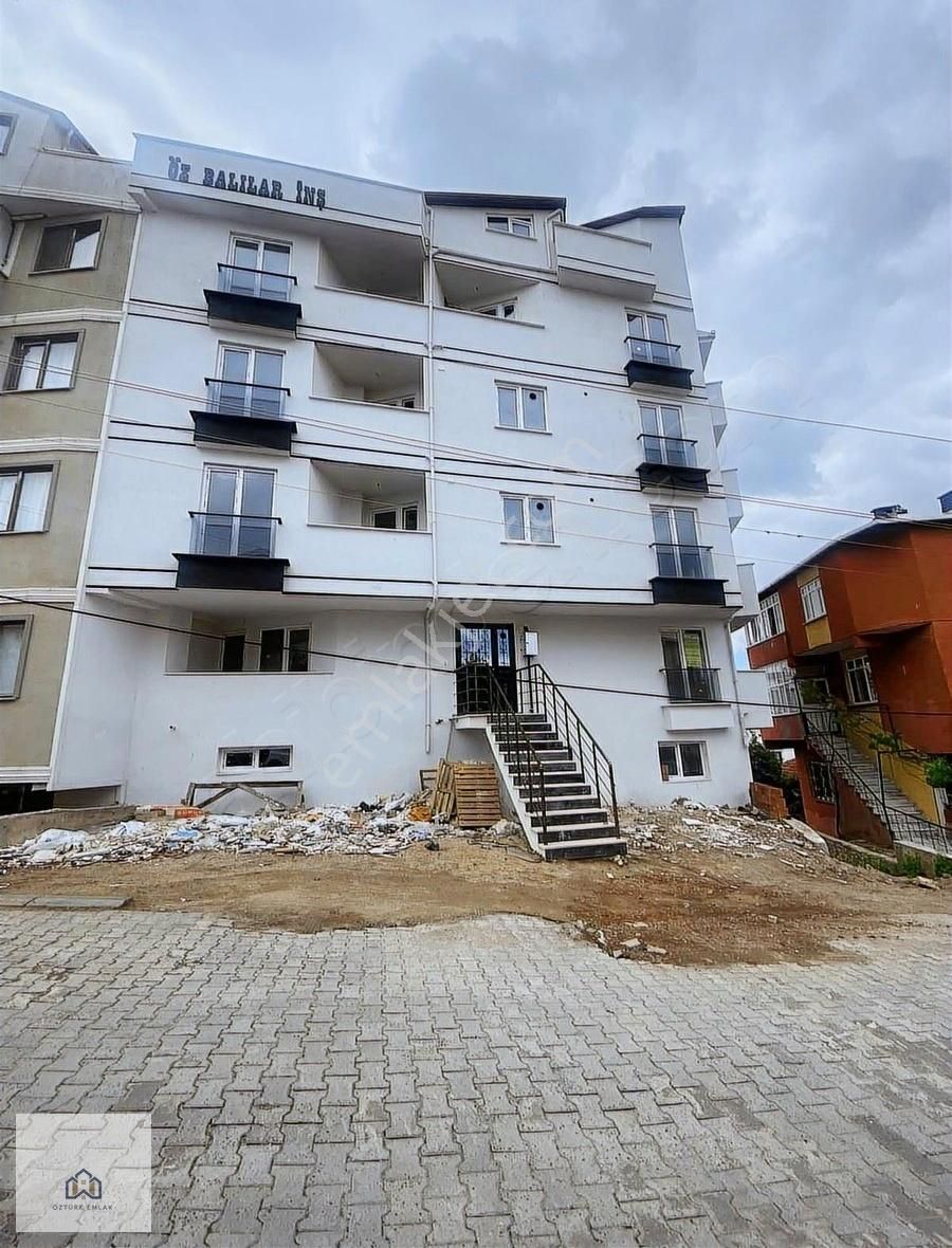 Çayırova'da 4+1 Dubleks Daire