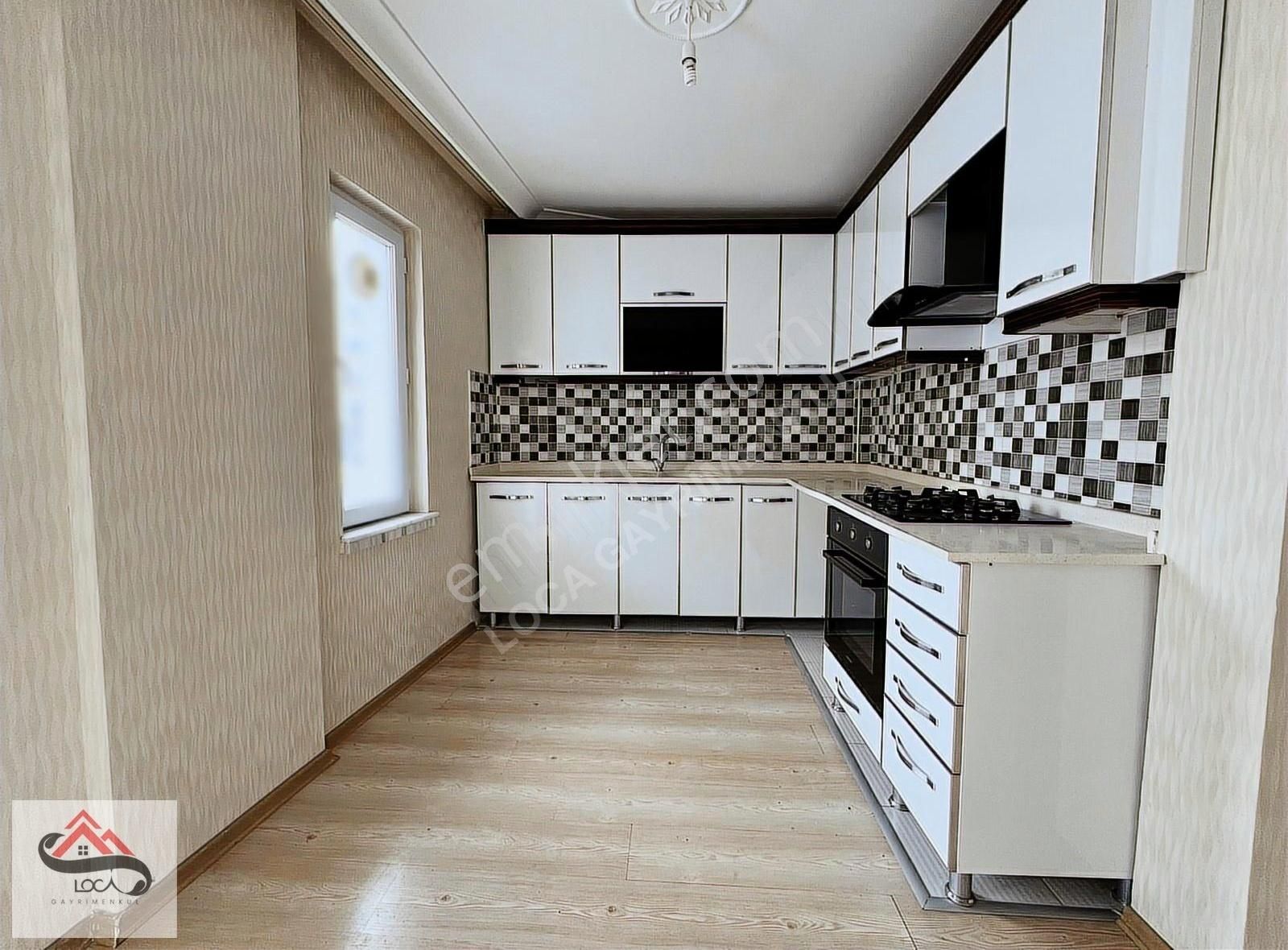 Loca'dan M.kemal Mh. Orhangazi Cadde Üzeri 1.kat Asansörlü 3+1!!