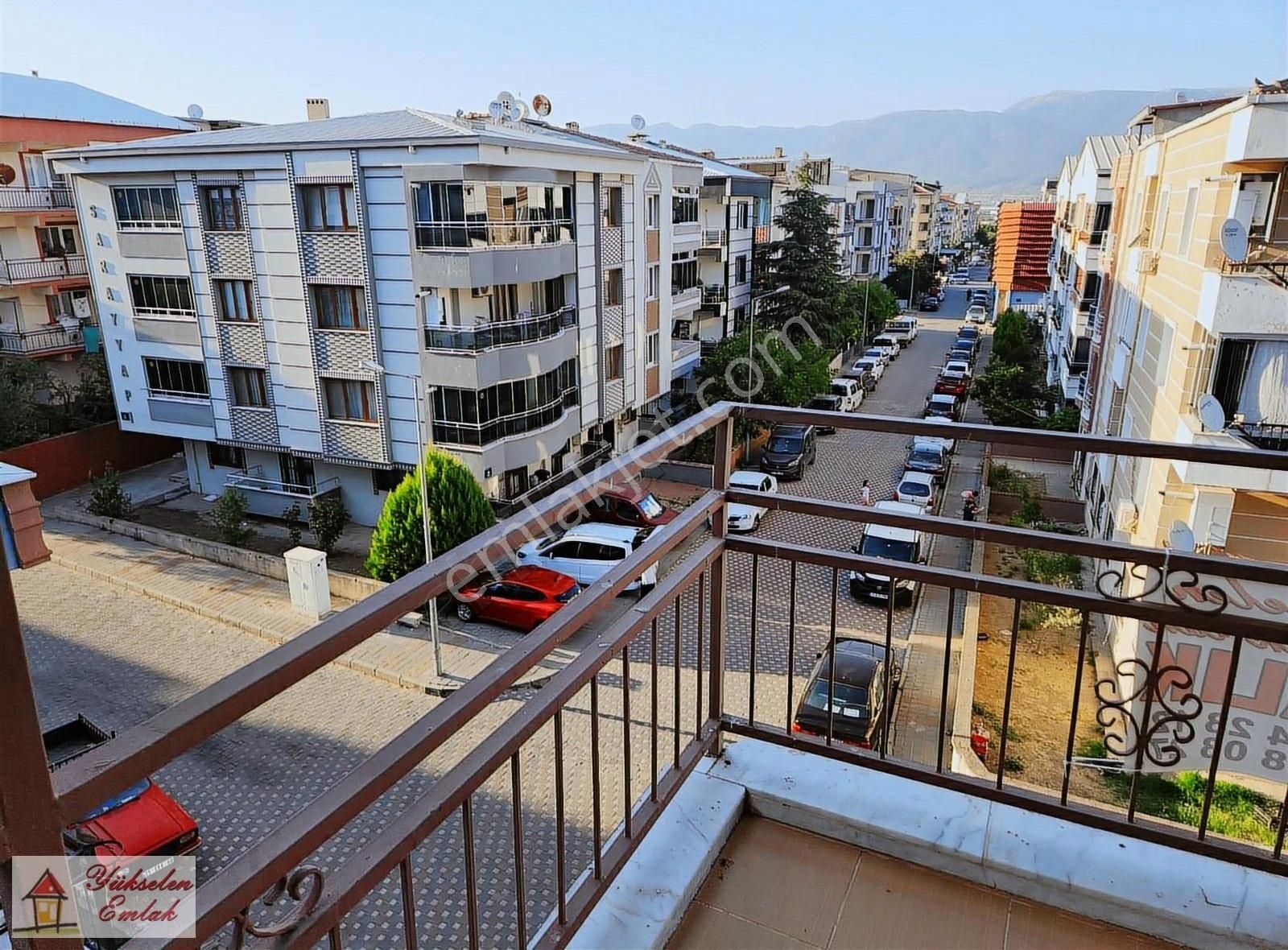 Kemalpaşa Yeni Adliye Binası Yakını Kiralık 3+1 Geniş Daire