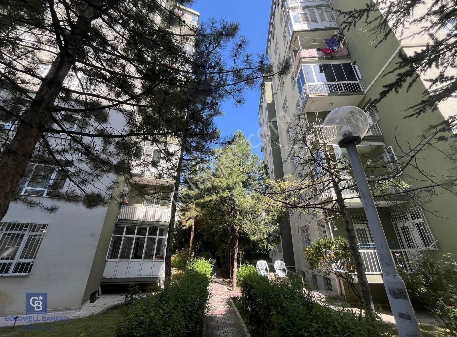 Cb Adem Aydın Gaye Sitesinde Satılık 3+1 Daire