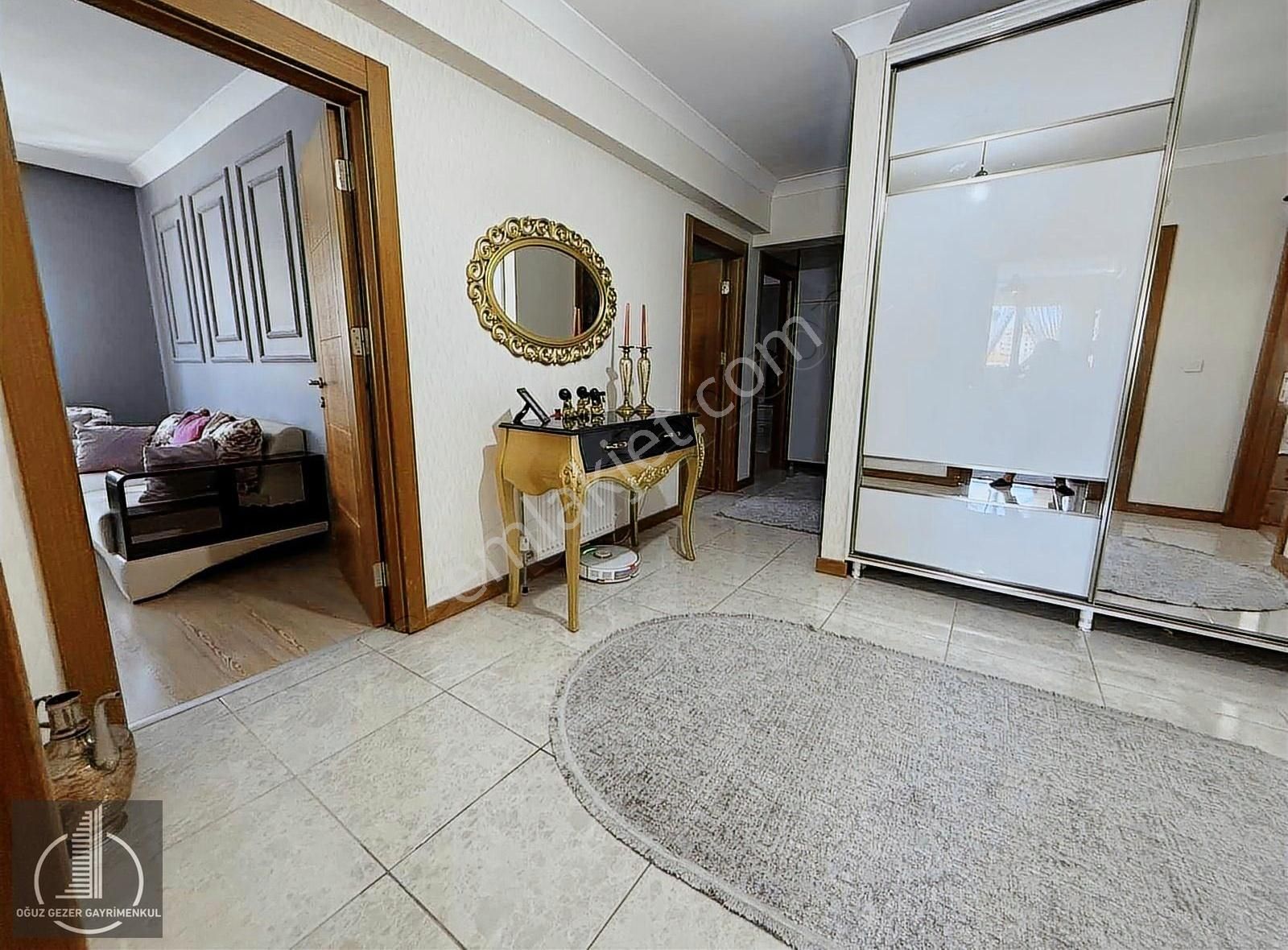Kiralık Çok Katlı Site İçerisinde Eşyalı Ve Eşyasız Daireler 3+1