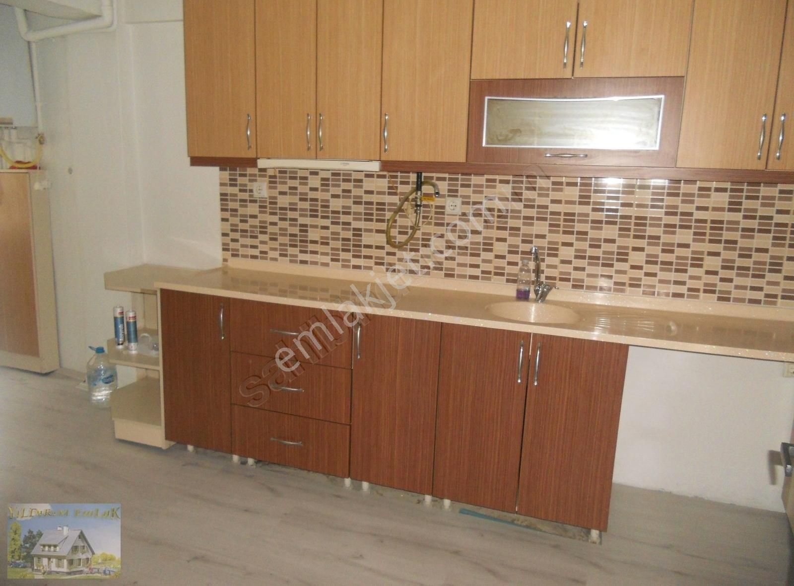 Yıldırım Emlaktan Sunullah Mahl. Kiralık 3+1 Bakımlı Daire