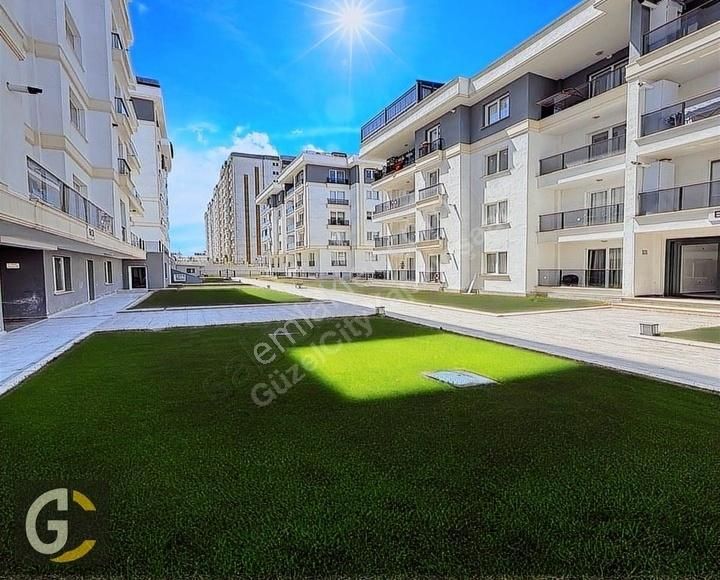 Güzelcıtyden Beylikdüzü Lüks Butik Site İçi Fırsat 2+1 Daire