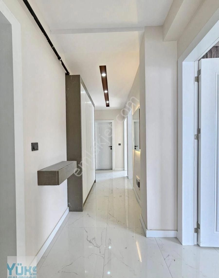Denizli Şemikler De 2+1 120 M2 Mükemmel Konumda Lüks Satılık Daire