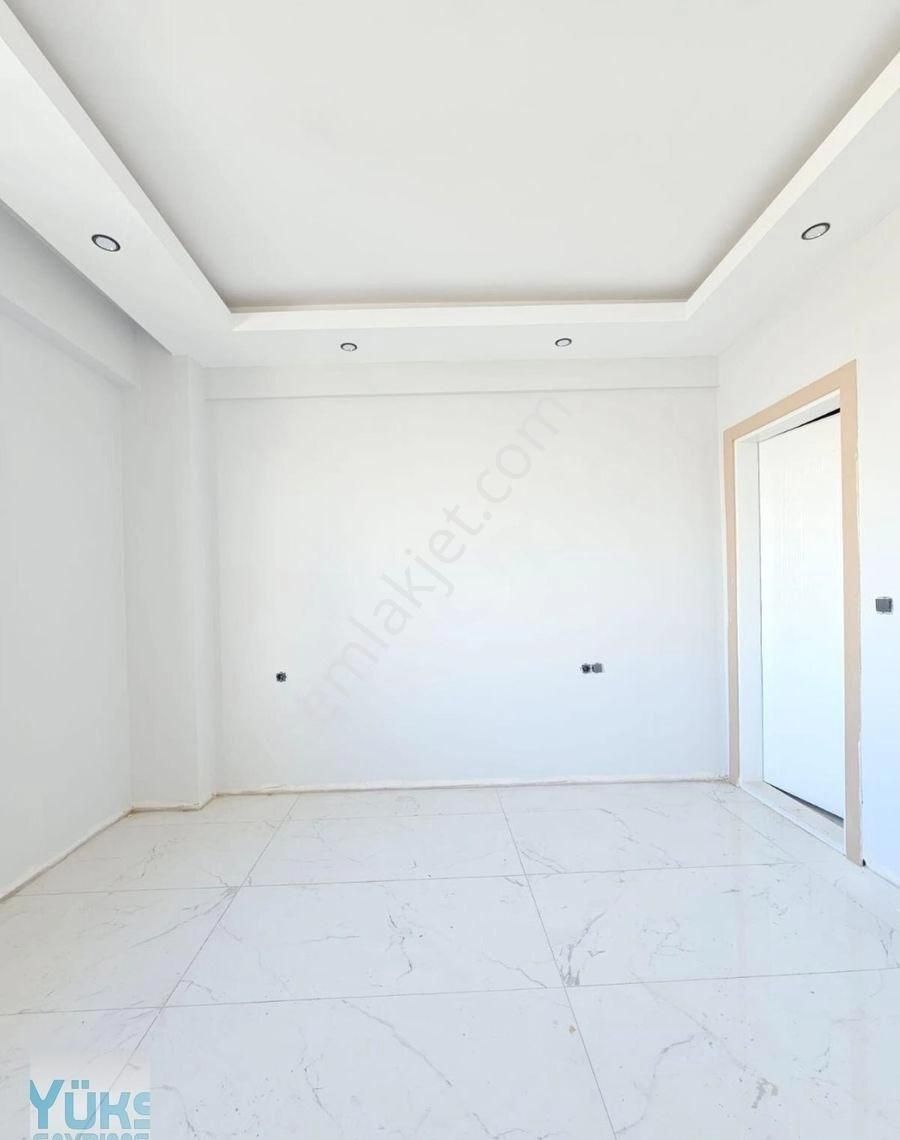Denizli Şemikler De 3+1 150 M2 Naz Bayrağa Yakın Satılık Daireler