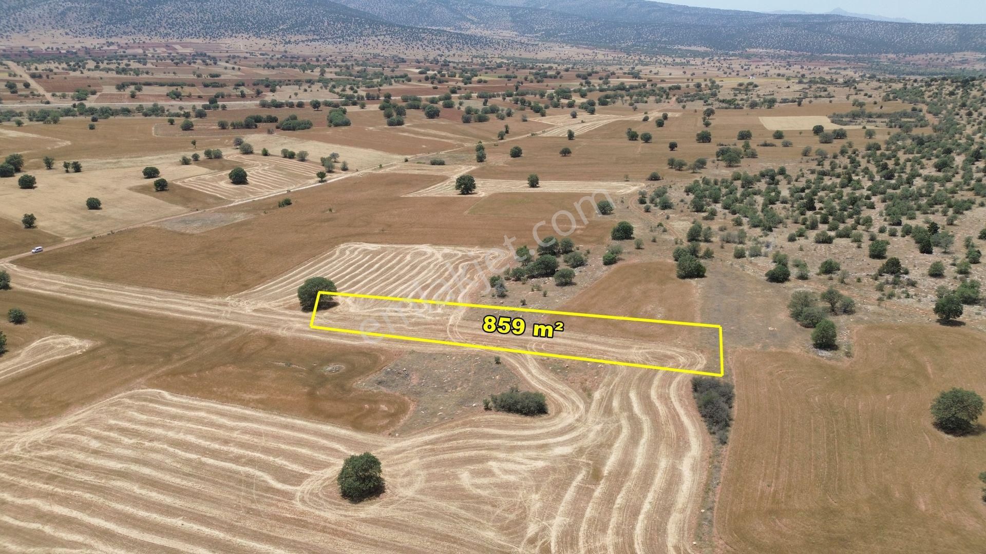 Akören Hacılar Da 859 M2 Müstakil Tapulu Tarla