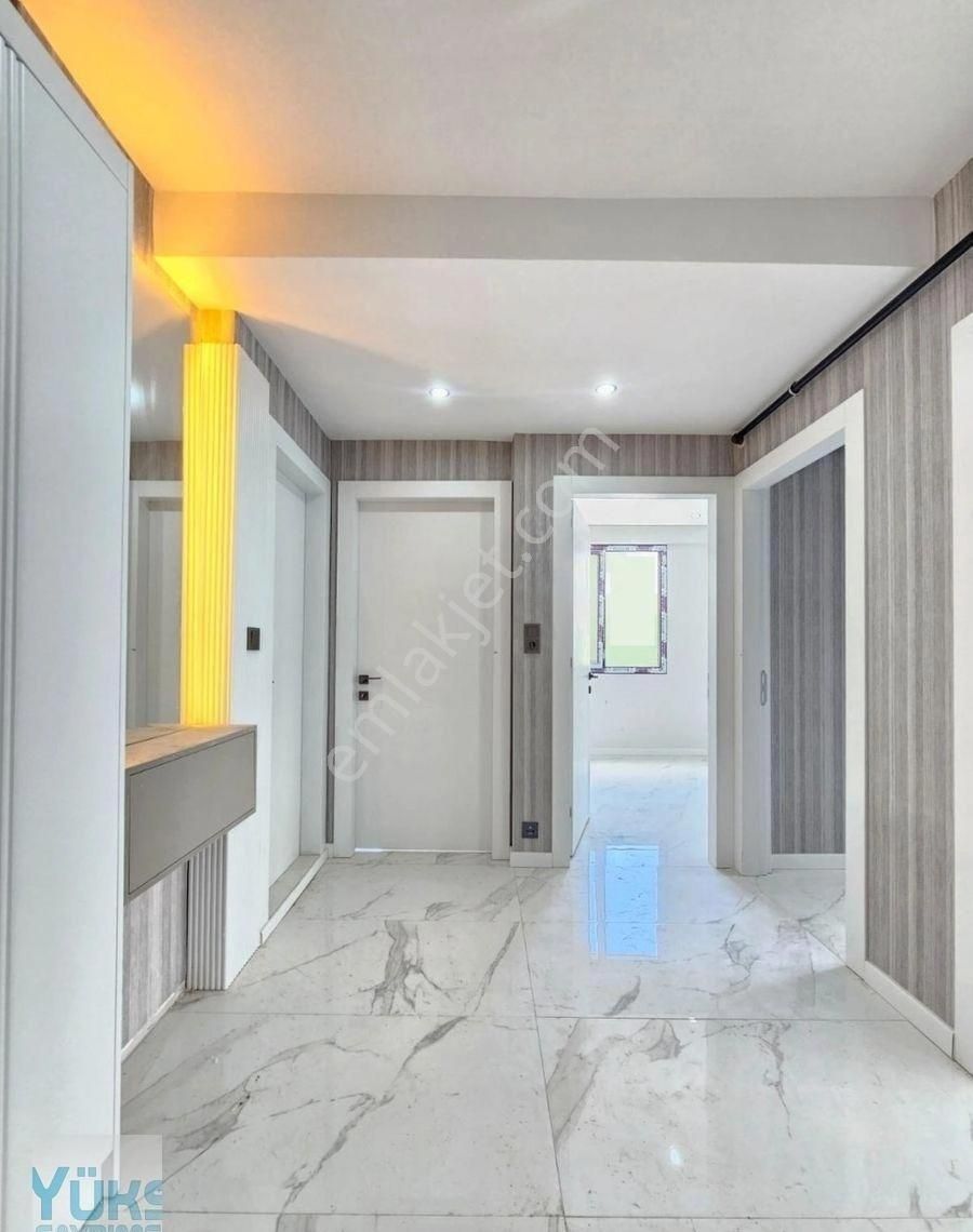 Denizli Şemikler De 2+1 120 M2 Önü Açık Satılık Arakat Daire