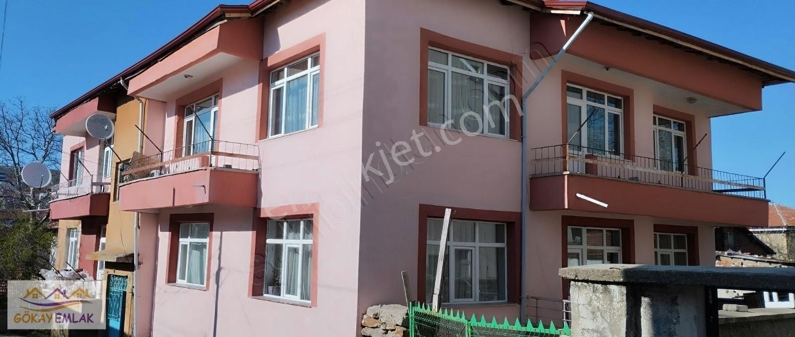 Gökaydan Çarşamba Pazar Yeri Yakınında Geniş Satılık 3+1