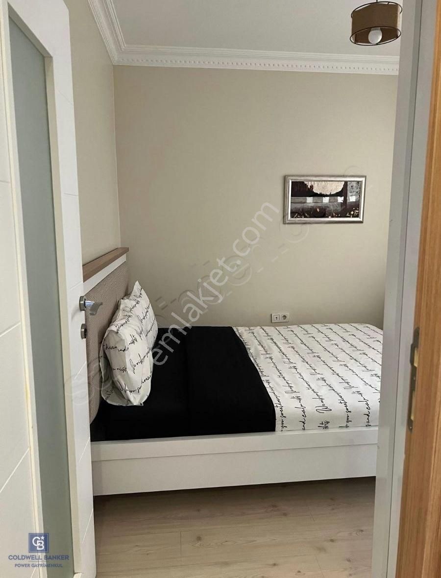 Ulusun Kalbinde Mobilyalı Şık 1+1 Daire