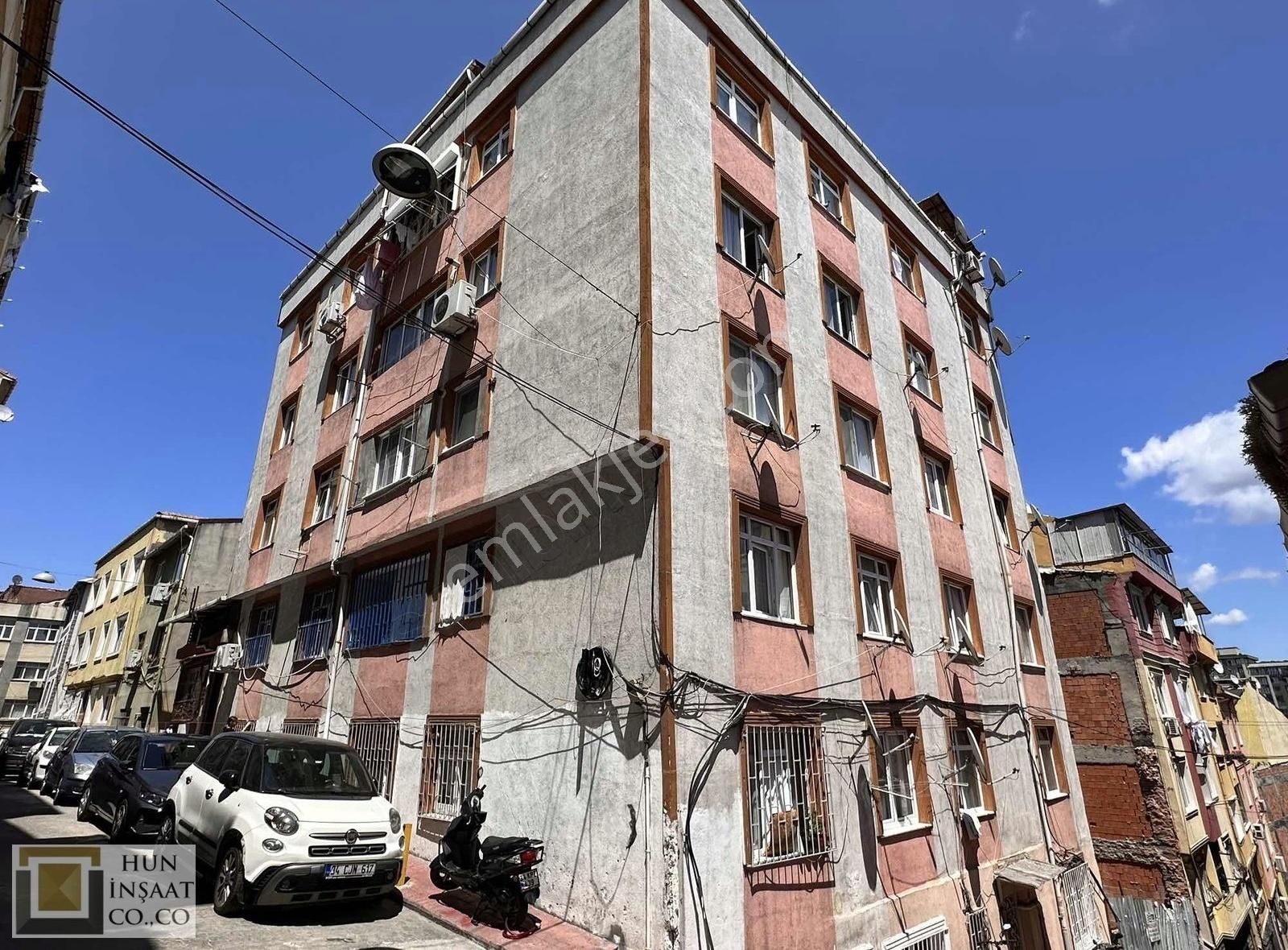 Beyoğlu Kaptanpaşa Mahallesinde Satılık 1+1 Daire
