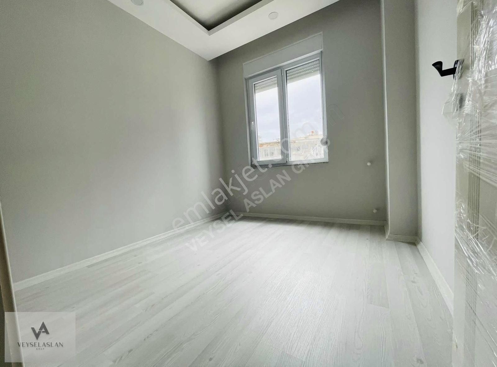Ayanoğlunda_tramvaya Yürüme Mesafesinde_katta_2+1_satılık